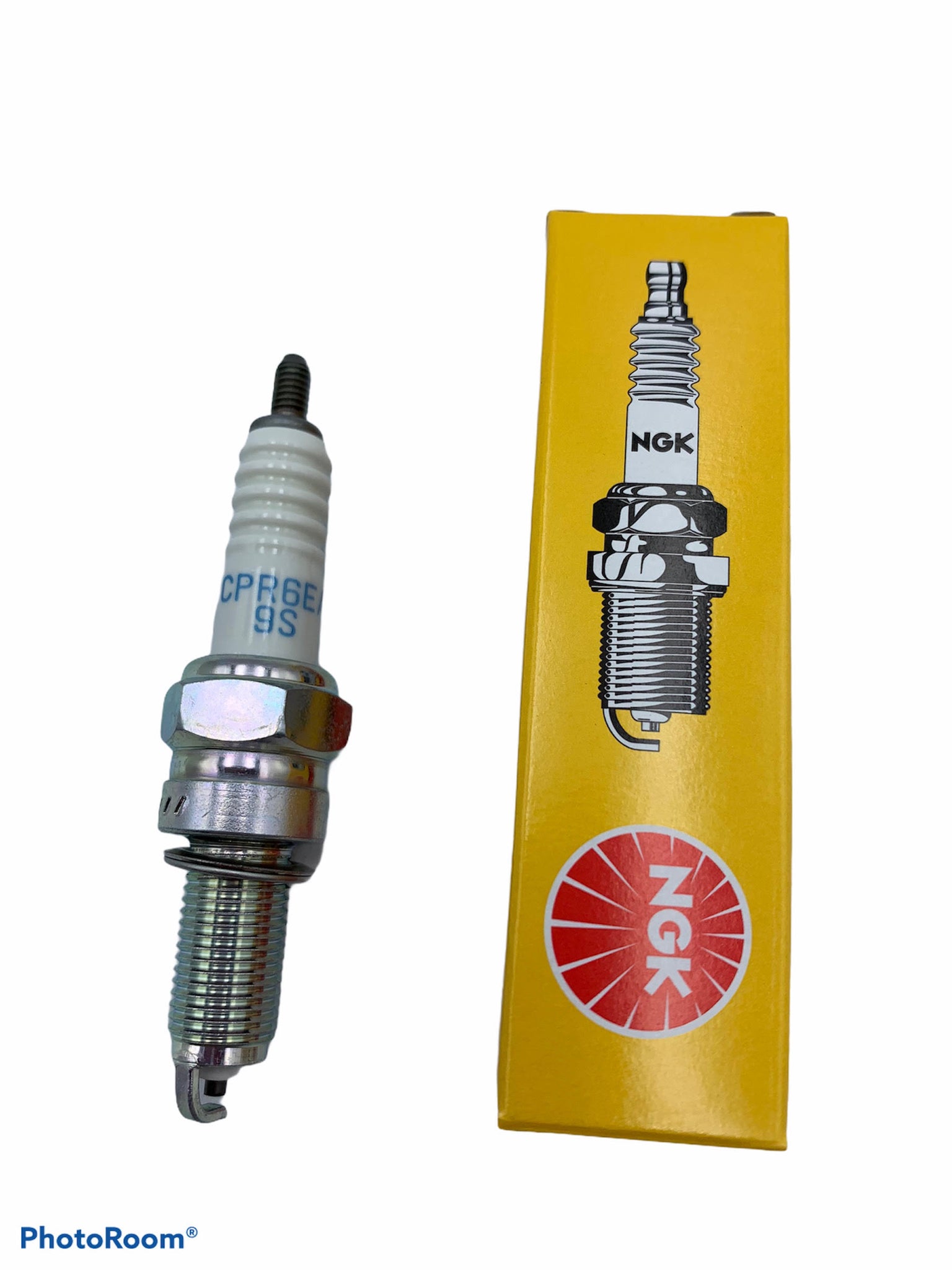 thumbnail image 2 of NGK Copper Spark Plug For Honda CBF125 (2008+) - S3901 / CR7HSA Equivalent 2 of 2